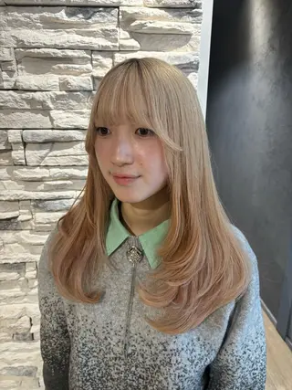 ロング Maki /カラー/ブリーチのヘアスタイル