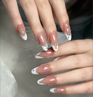 ネイル T. Leeのネイルデザイン