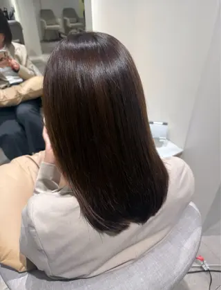 セミロング 𝐚𝐲𝐮𝐧𝐚 🤍のヘアスタイル