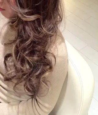 ロング カラー 山本 将史のヘアスタイル