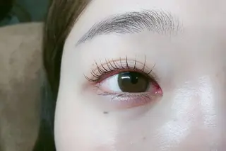 マツエク・マツパ eyelash & eyebrow vif所属・川村 融美のマツエク・マツパデザイン