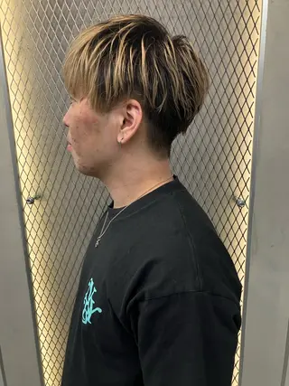 ショート メンズ センターパート メンズカット町田佑人のヘアスタイル