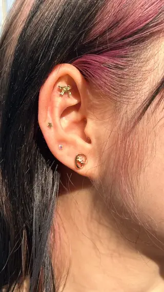 レイヤー/手書きネイ ルCOCORO 🎀のネイルデザイン