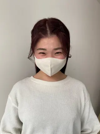 セミロング カラー ヘアアレンジ Rinon所属・沖 真琴のヘアスタイル