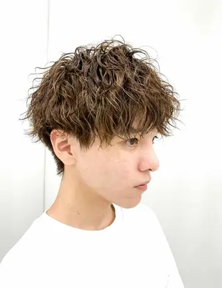 ショート パーマ メンズ 内田 敦士のヘアスタイル