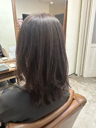 ミディアム コヤナギ ラムのヘアスタイル