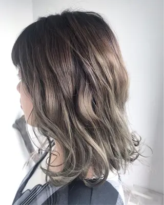 ミディアム カラー 大嶋 宏隆のヘアスタイル