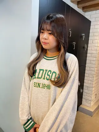 ロング 横山 奈央のヘアスタイル