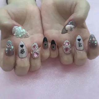 ネイル 五十嵐 美智のネイルデザイン