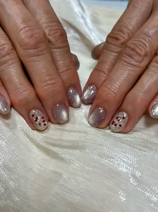 ネイル White dear fujiwaraのネイルデザイン