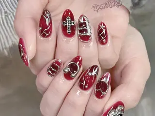 ネイル Dark Honey Susuのネイルデザイン