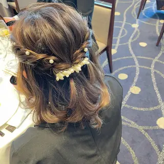 ミディアム ヘアアレンジ 似合わせカット/ ハイトーンchimiのヘアスタイル