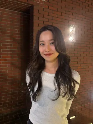 ロング カラー ハイトーン/ ハイライト真柚🍨のヘアスタイル