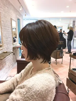 ショート アオガミ （前髪顔周りカット）のヘアスタイル