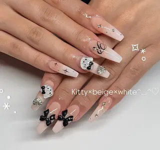 ネイル .*･ﾟCHAM NAIL✧︎*。のネイルデザイン