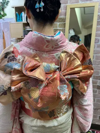 萱場 利恵のヘアスタイル