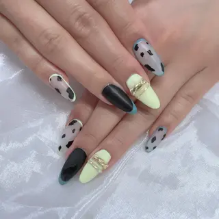 ネイル Rire_eye+beauty_nail所属・Rire_ nail_yukiのネイルデザイン