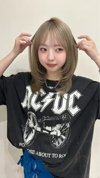 ミディアム カラー ayane🎀／ レイヤーカット💫のヘアスタイル