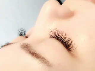 マツエク・マツパ MELIAnail&eyelash所属・角屋 ひとみのマツエク・マツパデザイン