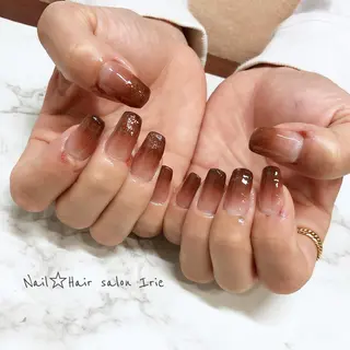 ネイル Hair salon Irie所属・與儀 知佳のネイルデザイン