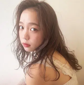 セミロング カラー ヘアアレンジ Village所属・village放出 エリアNO1サロンのヘアスタイル