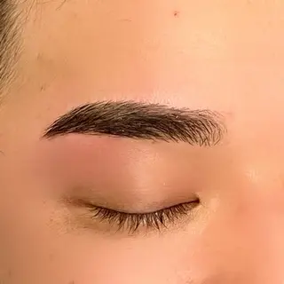アイブロウ grey／ 吉谷のマツエク・マツパデザイン