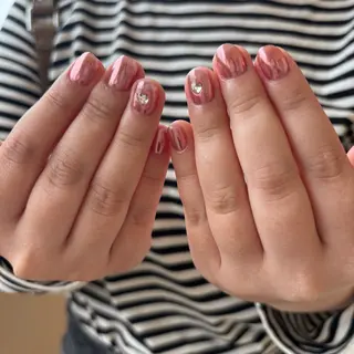ネイル Nail salon RAVE所属・Kinjo Shionのネイルデザイン
