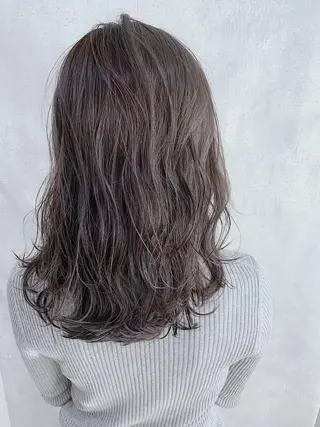 ミディアム カラー MOU namba ムウナンバのヘアスタイル