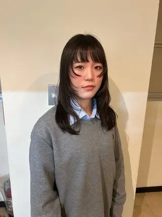 セミロング ORe'S　HAIR BE GLaD所属・ORe'S HAIR BE　GLaDまなみのヘアスタイル