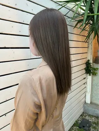 カラー girouette所属・girouette RENAのヘアスタイル