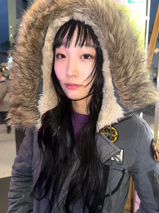 セミロング レイヤー/顔周り/ Riku🪐のヘアスタイル