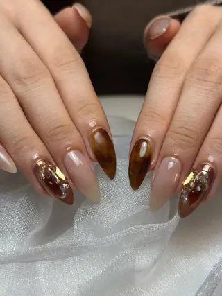ネイル LadyNail aoiのネイルデザイン