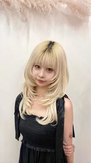 ミディアム マイカ 🤍のヘアスタイル