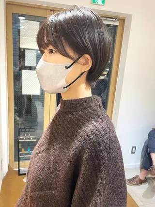 ショート カラー 齋藤 咲のヘアスタイル