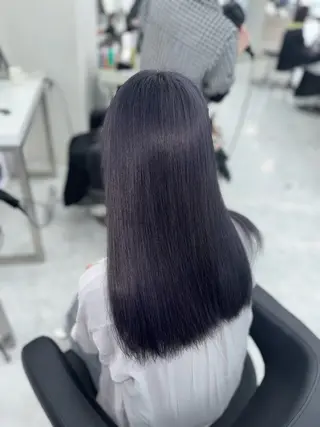 ロング カラー 🩶niina 暗髪韓国系カラー🩶のヘアスタイル