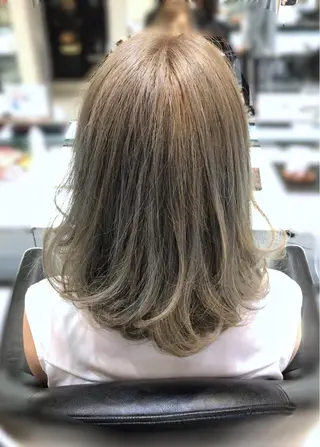 セミロング カラー ✨髪質改善✨ 田西　基彦のヘアスタイル
