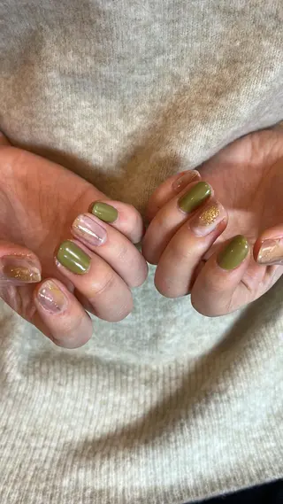 ネイル une／YUKINA 🫧大人nuanceのネイルデザイン