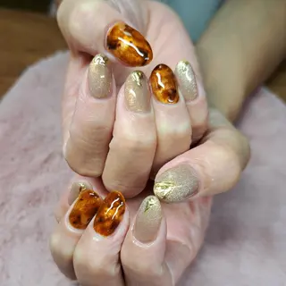 ネイル HAYASHI  Nのネイルデザイン