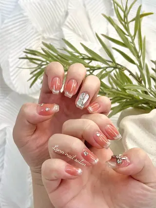 ネイル Lynn_ Nailのネイルデザイン