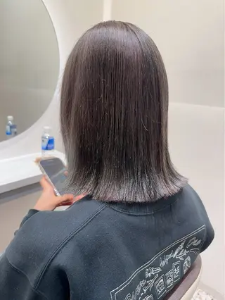 カラー カラースペシャリスト ・齊藤 羽瑠輝のヘアスタイル