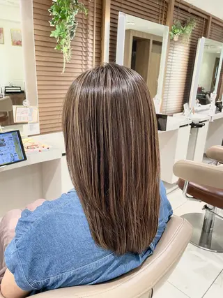 セミロング 清藤 綾のヘアスタイル