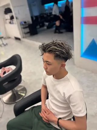 ショート カラー パーマ 大人っぽベージュ🤍 当日予約◎ヒロトのヘアスタイル