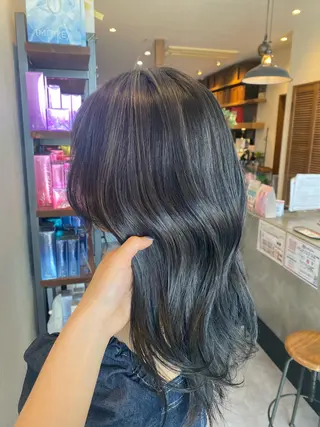 セミロング カラー MAHIRO🍒半田 /ブリーチ/カットのヘアスタイル