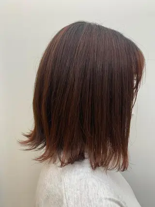 カラー 三品 早妃のヘアスタイル