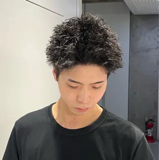 ショート カラー パーマ メンズ 🔥スパイキー 特化🔥菊水皐暉🔥のヘアスタイル