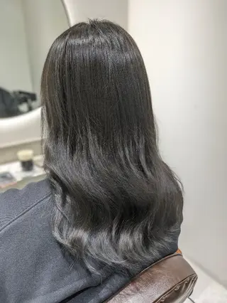 セミロング カラー 艶髪韓国ヘア🇰🇷 韓国風メンズカット のヘアスタイル