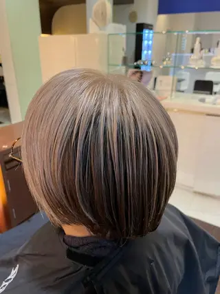 ショート カラー Zina熊本/山下 開世/縮毛矯正のヘアスタイル