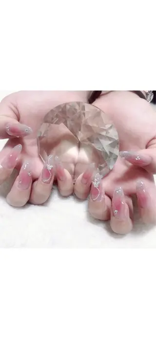 ネイル Rola所属・⟡˖· まゆり꙳⟡のネイルデザイン