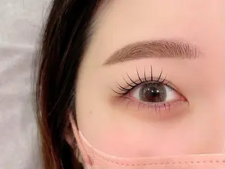 アイブロウ RINKA🍏💛 まつエク受賞者✨銀座のマツエク・マツパデザイン