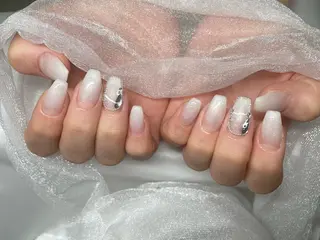 ネイル Roi〈ロワ〉 Minakoのネイルデザイン